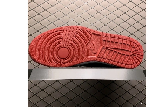  Retro Jordan High HV6674-067 (2025) 1  HV6674-067 OG Bred '85 0414